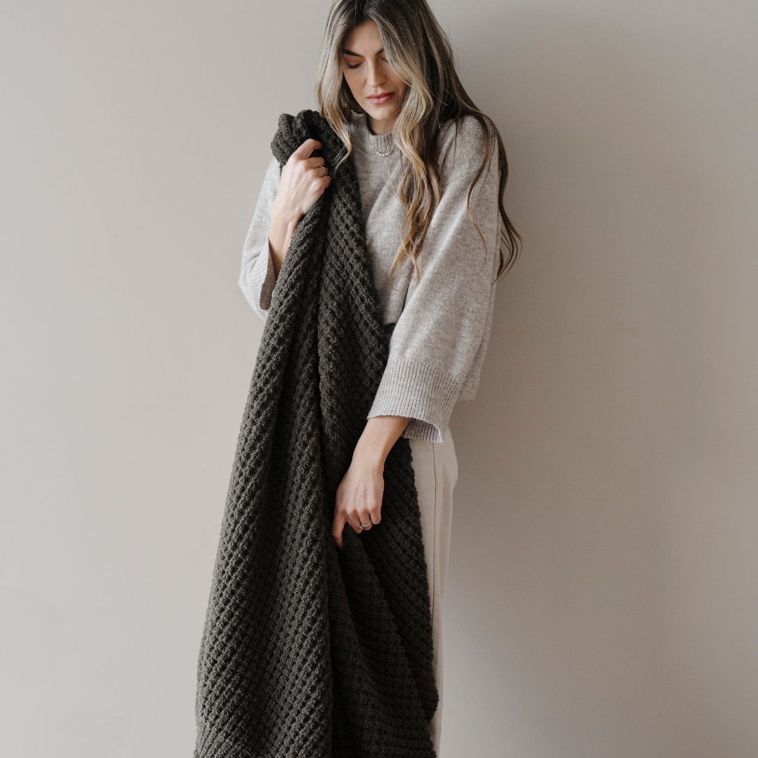 WAFFLE KNIT XL THROW BLANKETS